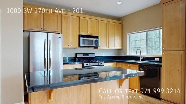 Building Photo - 1000 SW 170th Ave