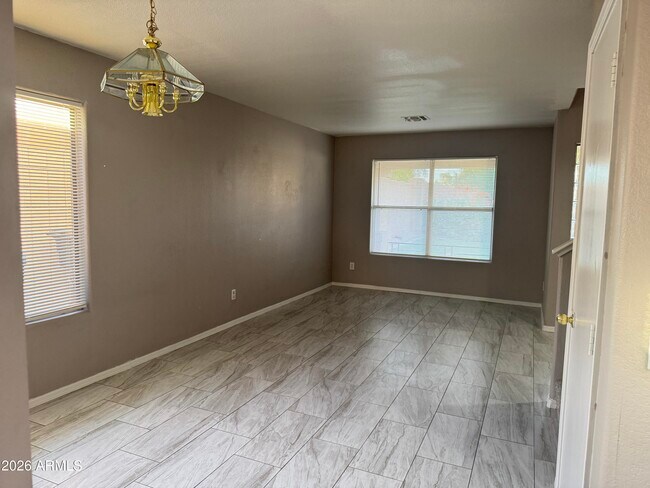 Building Photo - 12741 Desert Flower Rd