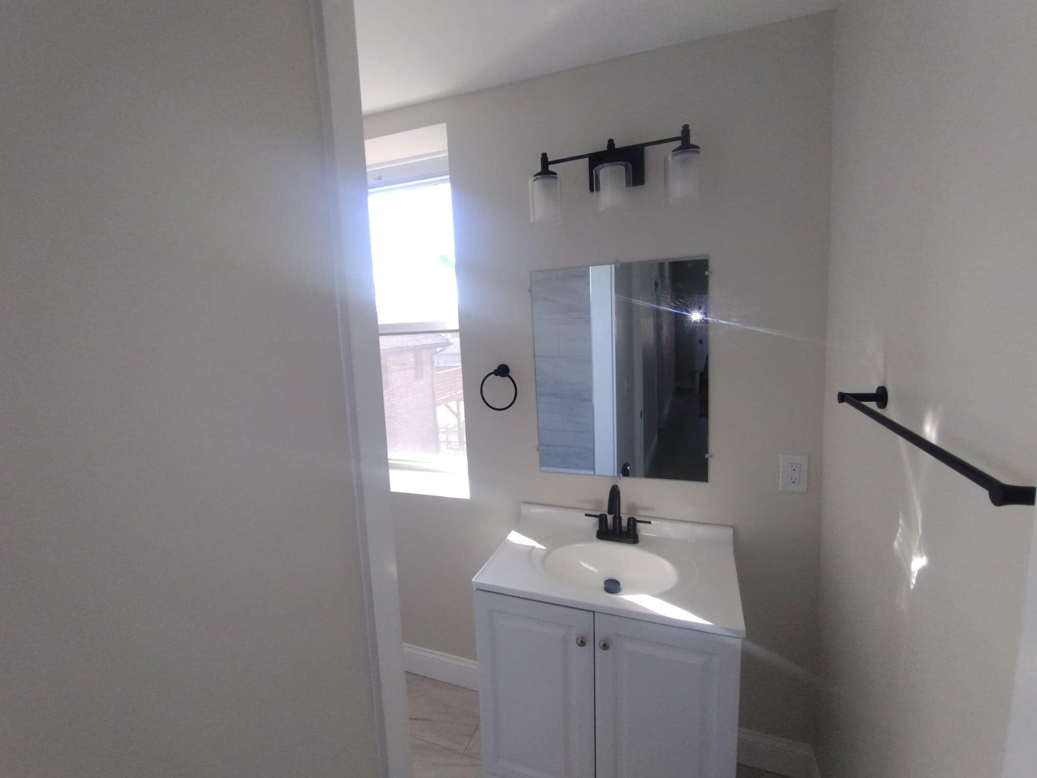 Building Photo - 2323 Patterson Ave