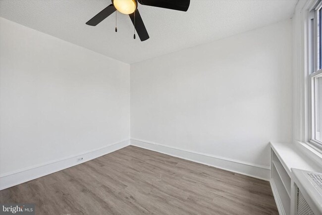 Building Photo - 311 Holmes Rd