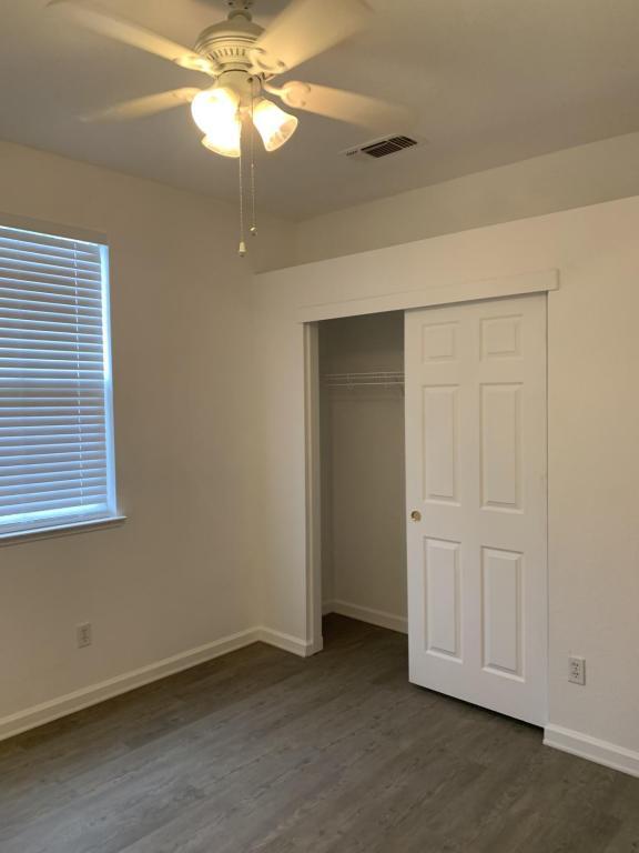 Building Photo - 353 Ellison Pl