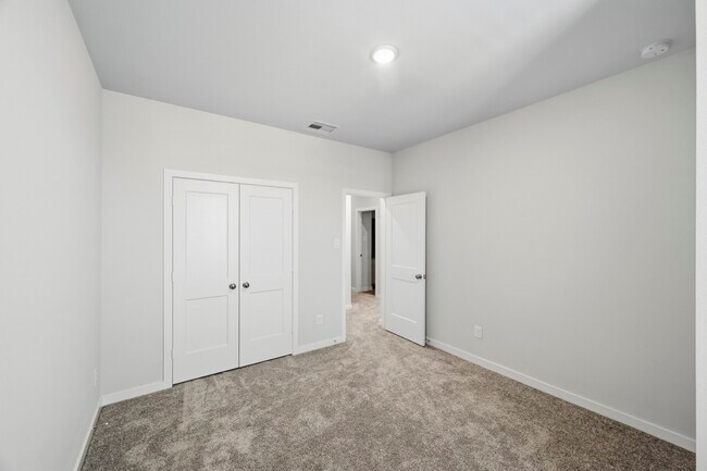 Building Photo - 21106 Armstrong County Dr
