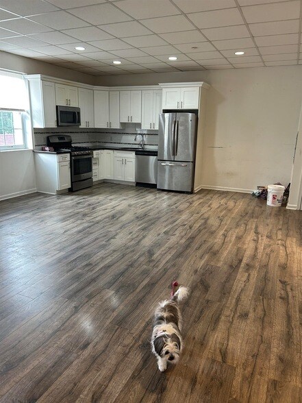 Building Photo - 61 Kansas St