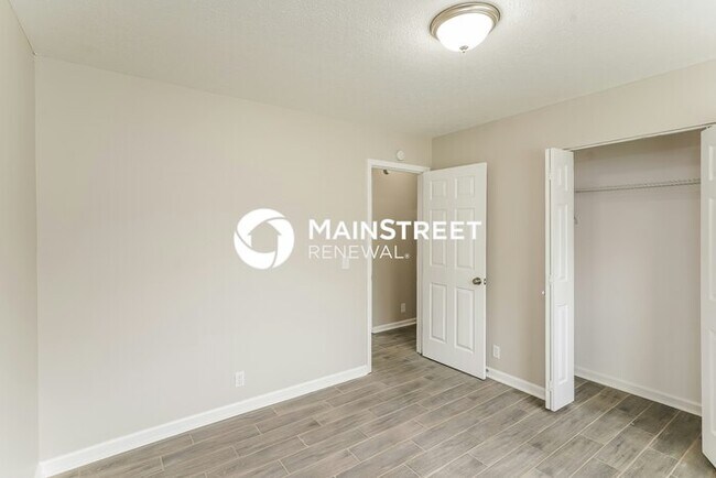 Building Photo - 3 Bedroom Pet-Friendly Home in Madison, TN...