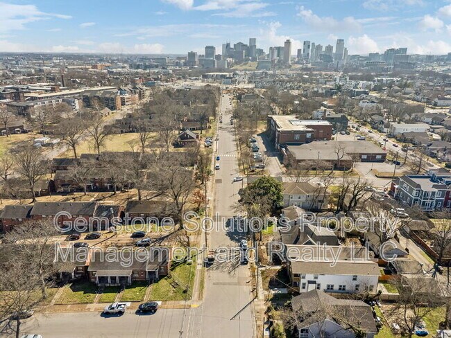 Building Photo - 1609 9th Ave N