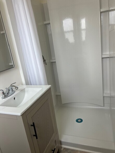 Building Photo - 45 Coronado Ave