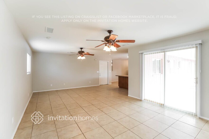 Building Photo - 401 E Fremont Dr