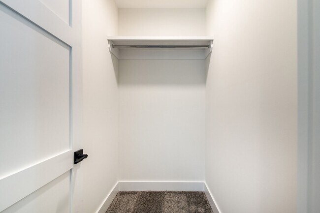 Building Photo - 4031 Natures Lndg Dr