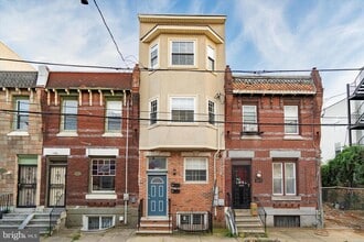 Building Photo - 1538 Fontain St