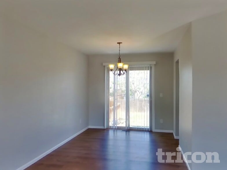 Building Photo - 7340 Windy Peak Dr