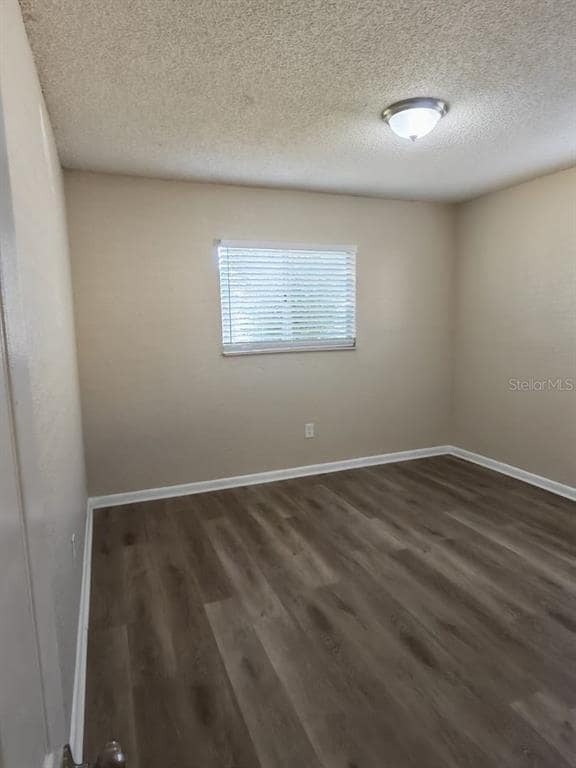 Building Photo - 1120 Union St S