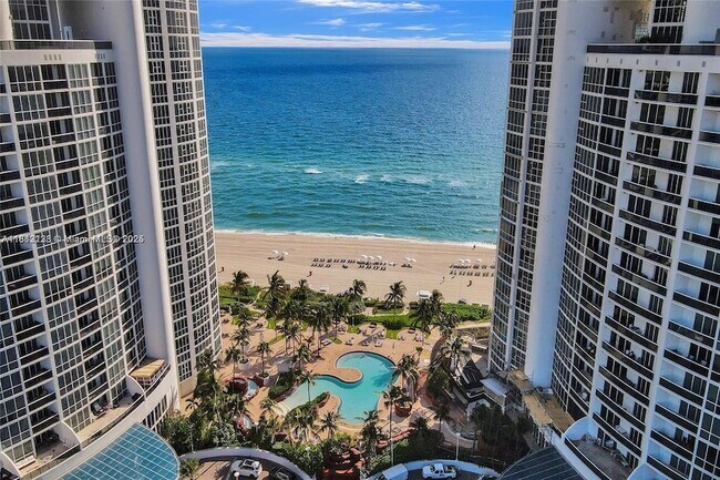 Building Photo - 18201 Collins Ave