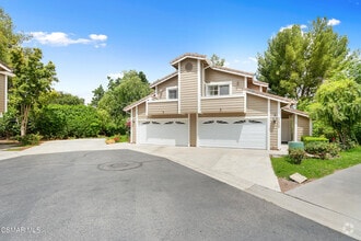 Building Photo - 4205 Flintlock Ln