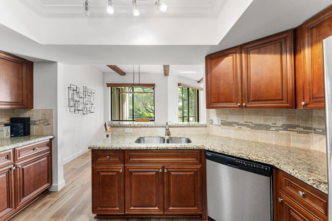 Building Photo - 403 Sea Oats Dr