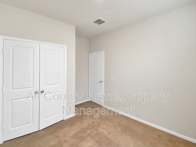 Building Photo - 11718 Gln Mountain Dr