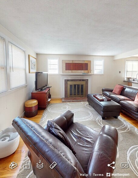 Building Photo - 11 Rockland Pl