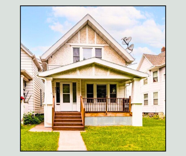 Primary Photo - 4813 W 5th St