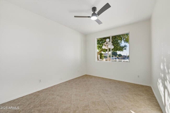 Building Photo - 20652 N 53rd Ave