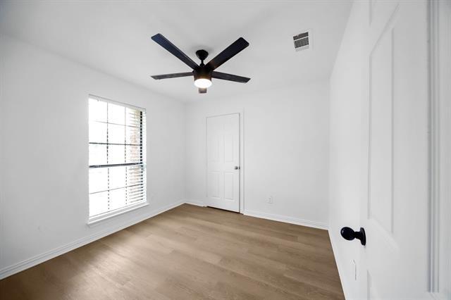 Building Photo - 2305 Windridge Ln