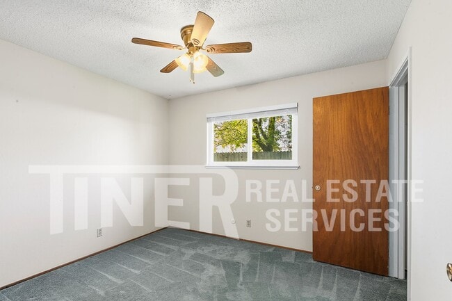 Building Photo - 2616 Luveta Way