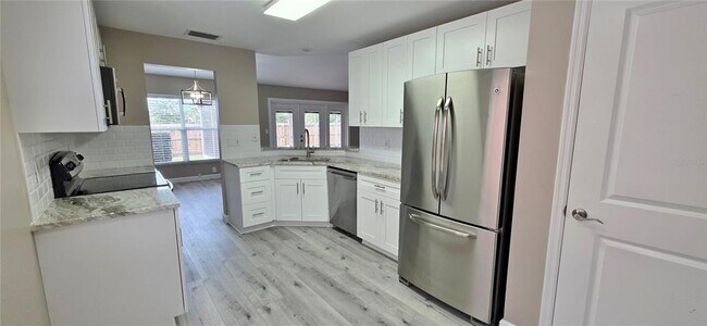 Building Photo - 11143 Bramblebrush St