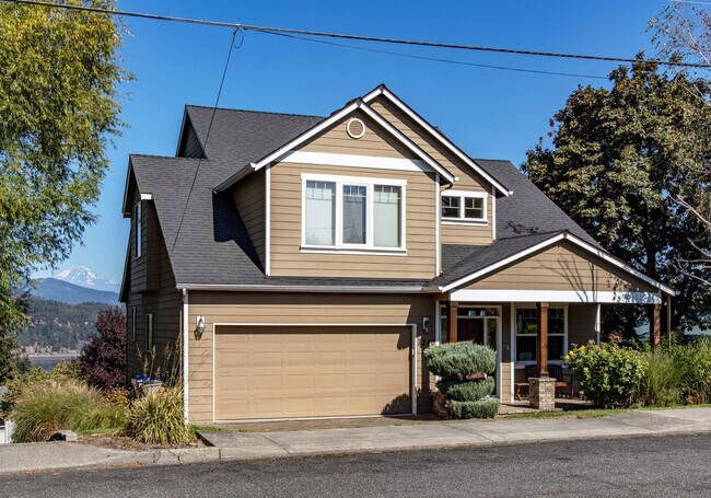 Building Photo - 2240 Sherman Ave