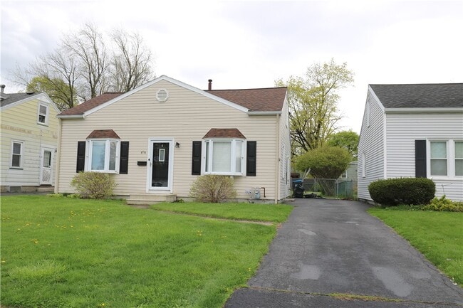 Building Photo - 175 English Rd