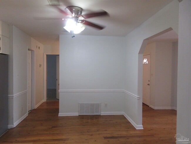 Building Photo - 5060 Saints Ln