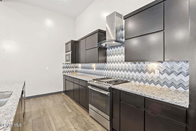 Building Photo - 12312 Desert Palms Ave