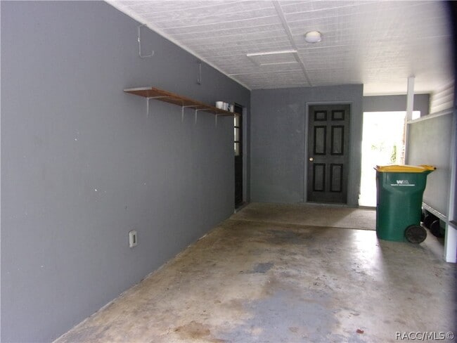 Building Photo - 701 Emery St