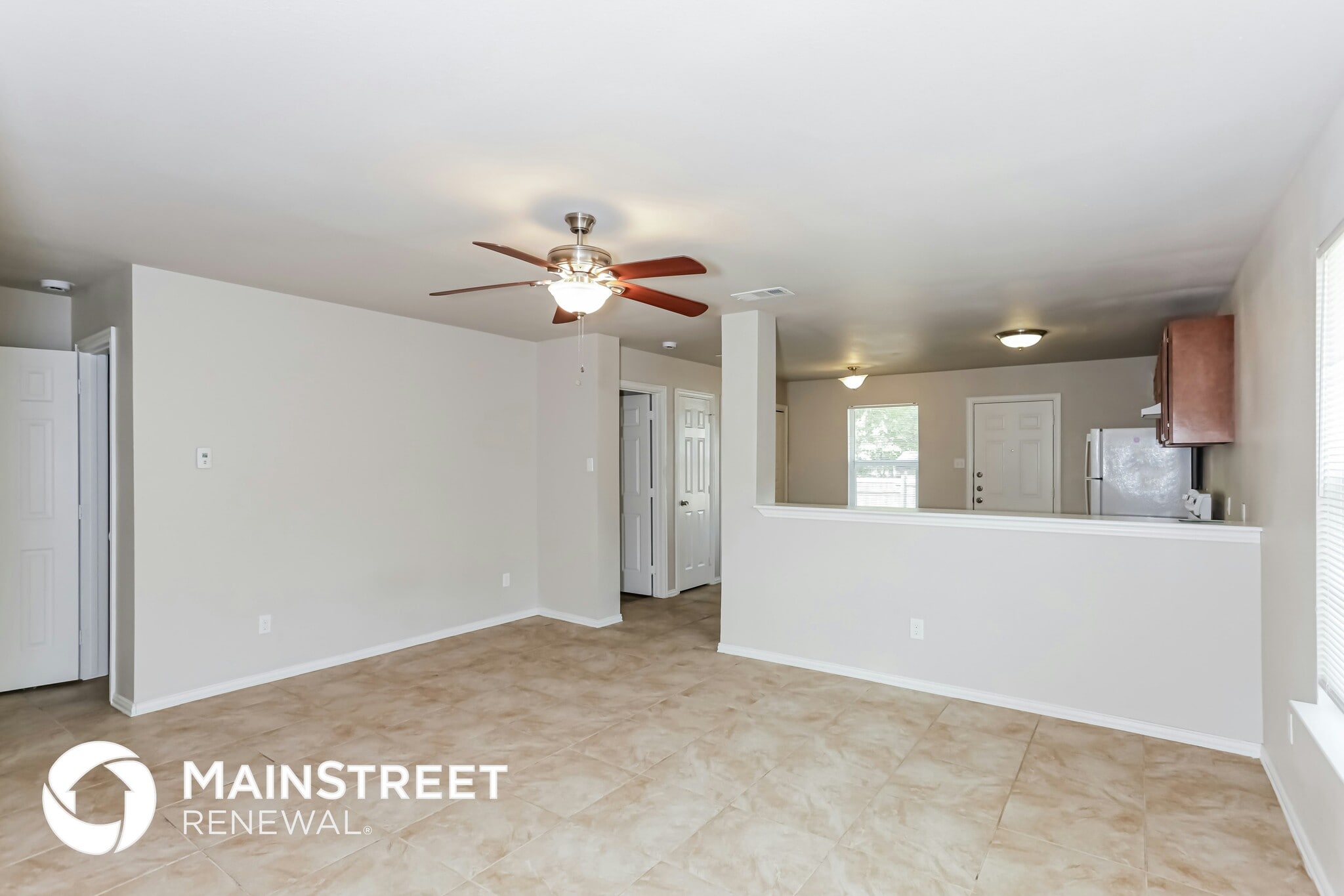 Building Photo - 706 Lloyd St