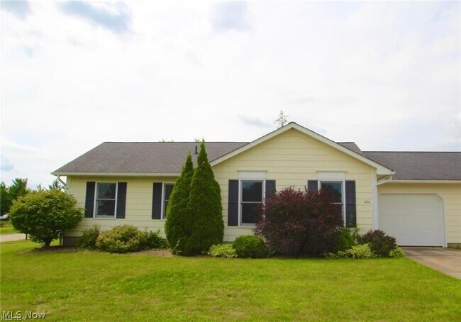 Building Photo - 300 Northland Dr