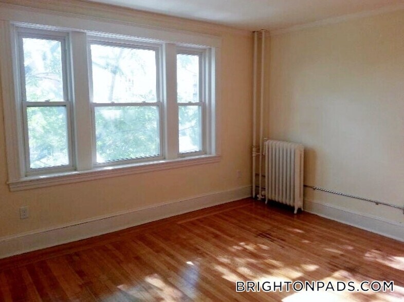 Building Photo - 1615 Commonwealth Ave