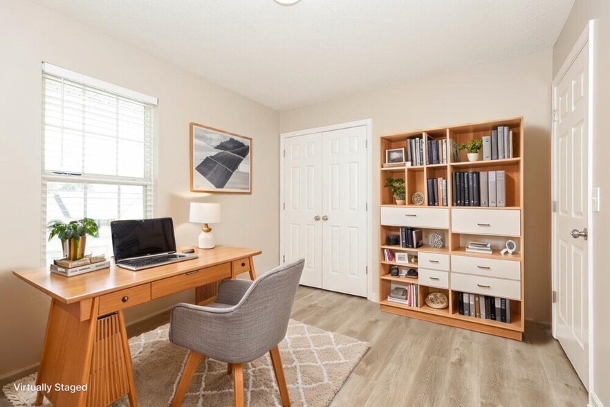 Building Photo - 1106 Gardendale Dr