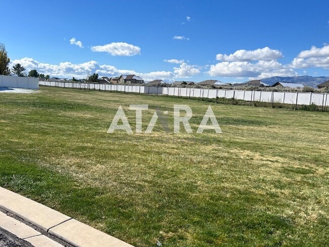 Building Photo - 2158 W 2180 N