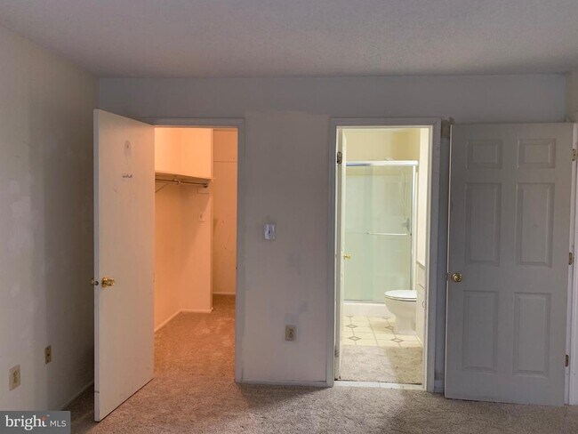 Building Photo - 57 Juniper Way