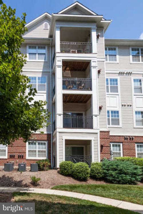 Building Photo - 12925 Centre Park Cir