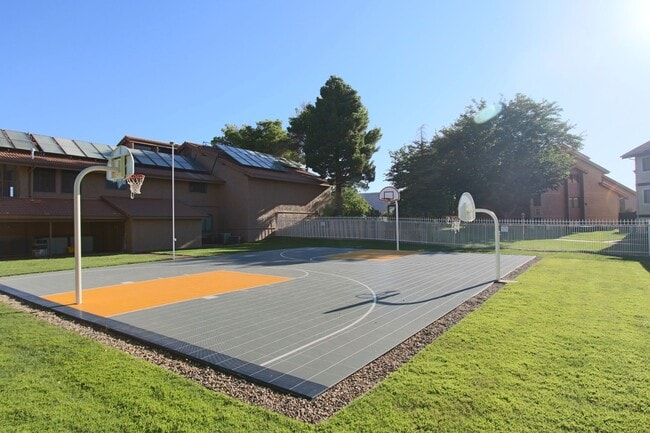 Building Photo - Sports Village - 2 Br + Play Loft, 2 Bath