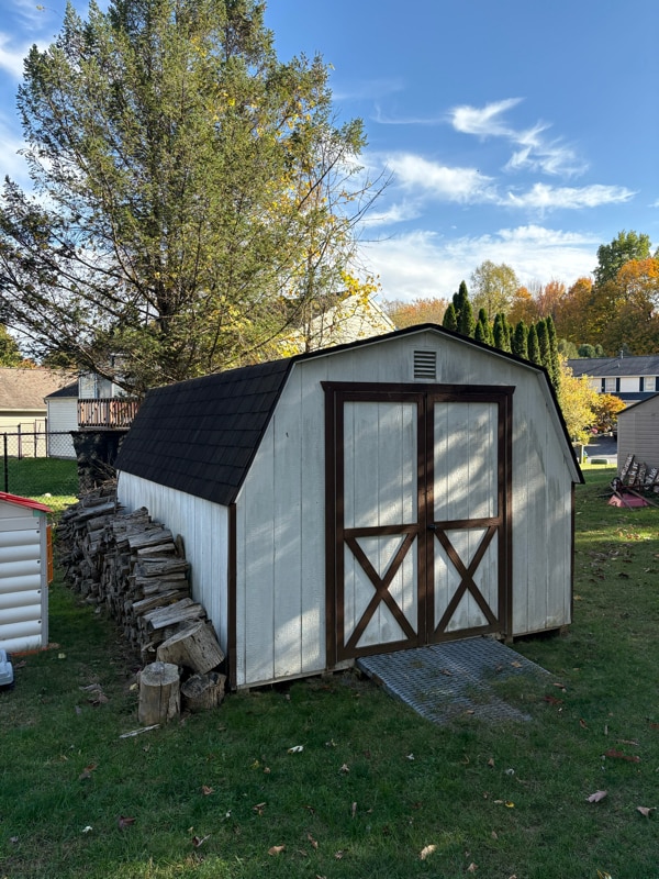 Building Photo - 3234 Woodfield Dr