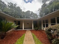 Building Photo - 263 N Villas Ct