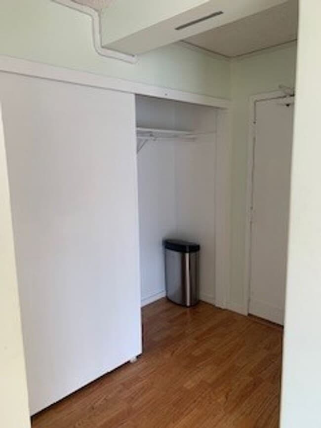 Building Photo - Waikiki