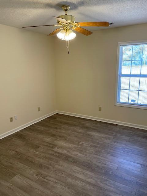 Building Photo - 35 Radcliff Dr