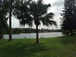 Building Photo - 1308 Monarch Cir