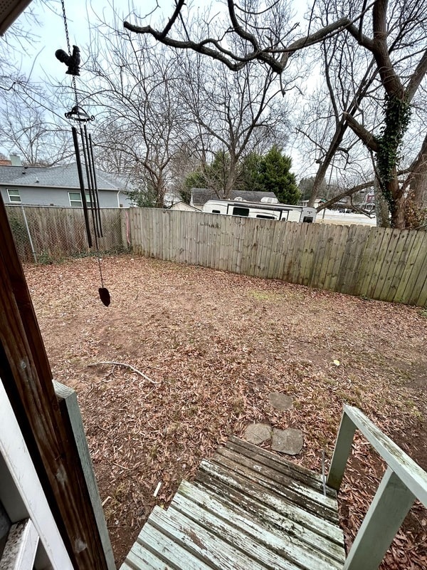 Building Photo - 2547 Pinckney Ave