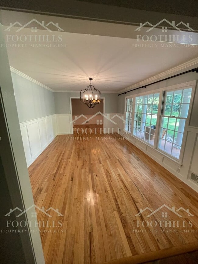 Building Photo - Your Next Home Awaits – 4 Bedrooms, 2.5 Ba...