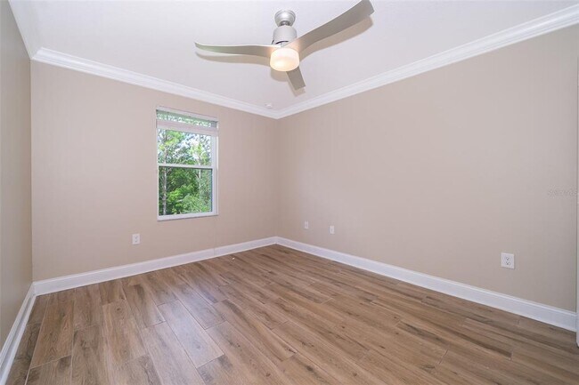 Building Photo - 718 Terrace Spring Dr