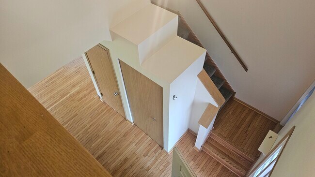 Building Photo - 1514 Meadowsedge Ln