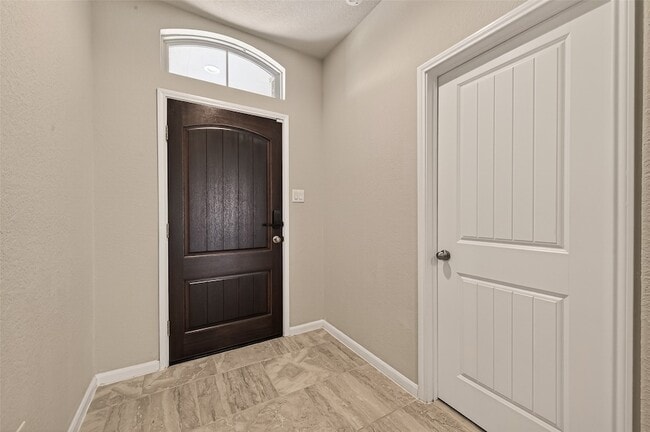 Building Photo - 12623 City Village Ln