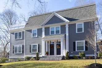 Building Photo - 4 East St