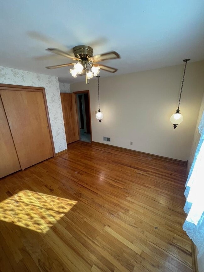 Building Photo - 3445 N 58th St